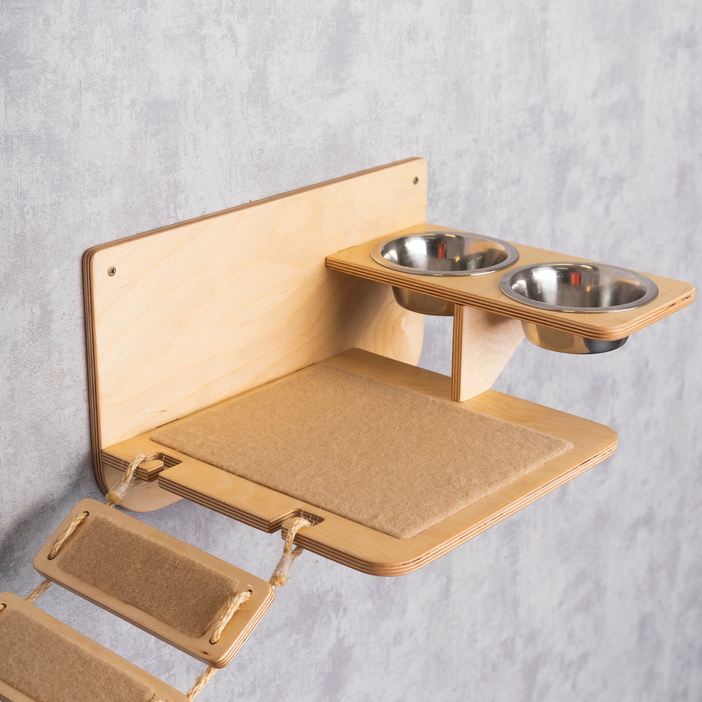 gravity cat feeder, cat bridge, right bowl