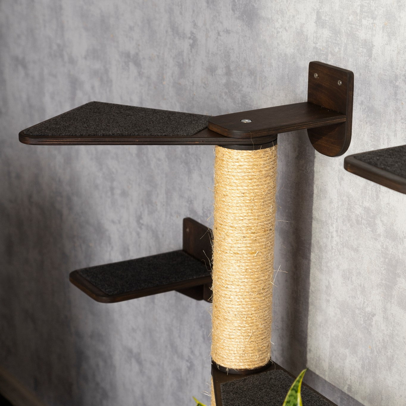 Innovative Cat Scratching Post with Climbing Steps - Provide Endless Fun for your Furry Friend