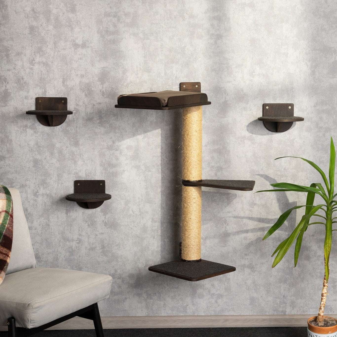 Modern Cat Tree with Cozy Bed and Stylish Shelves - Perfect for play and relaxation