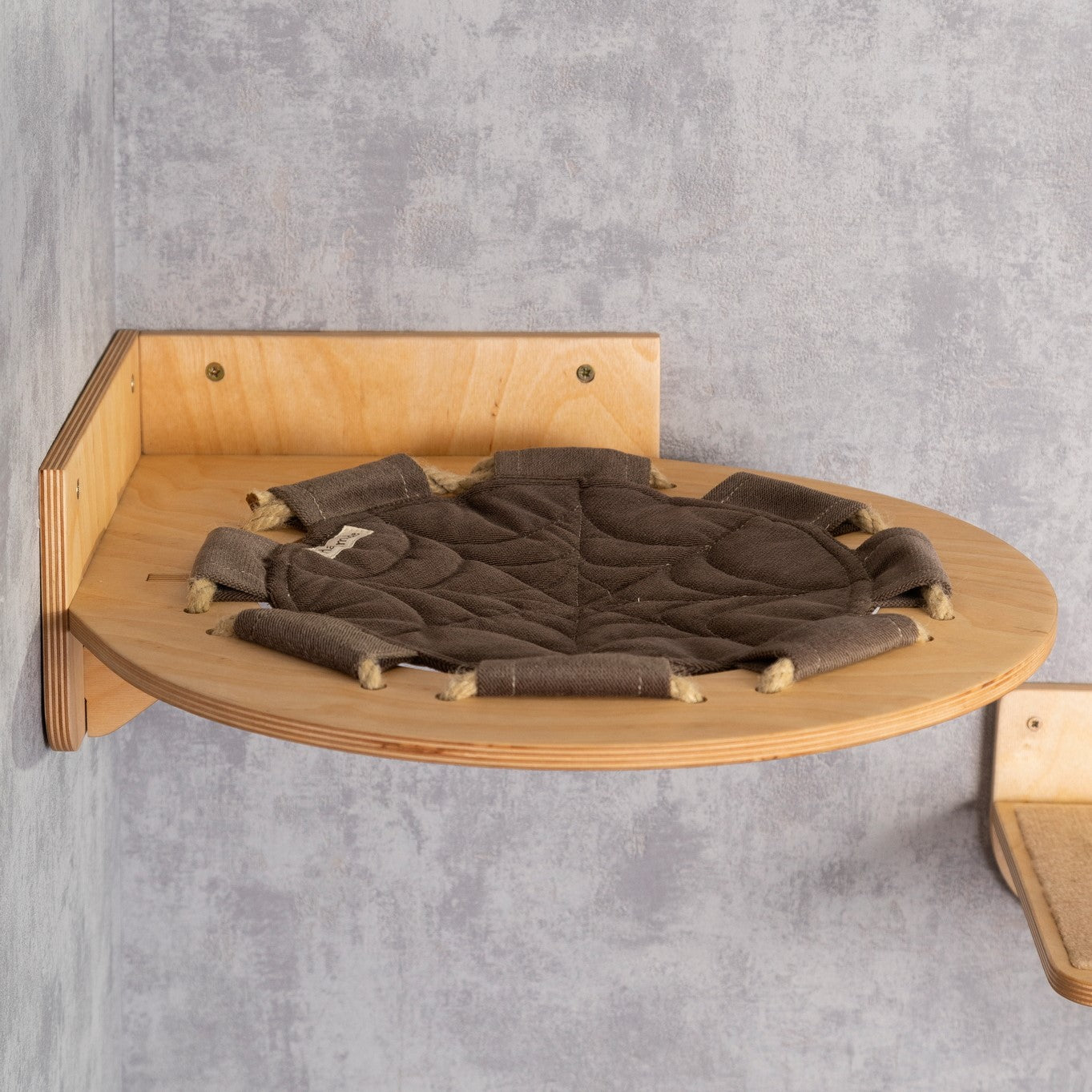 Cat Hammock with Bridge Design - The Ultimate Kitty Playground for Rest and Play