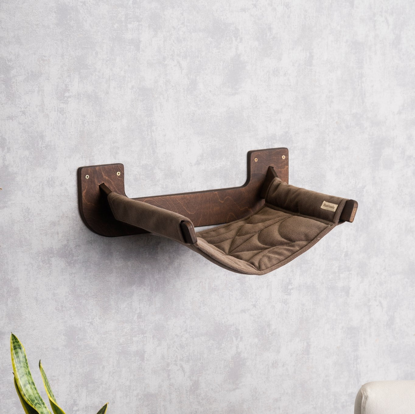 Durable Cat Hammock - Elevated Wall Bed for Perfect Napping