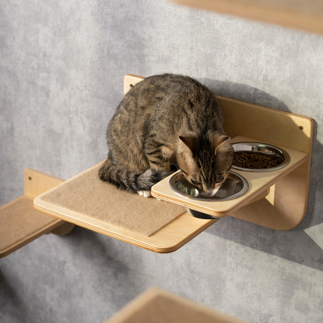 Multi-functional Cat Hammock: Feeder and Steps Included - Spoil Your Feline Friend!