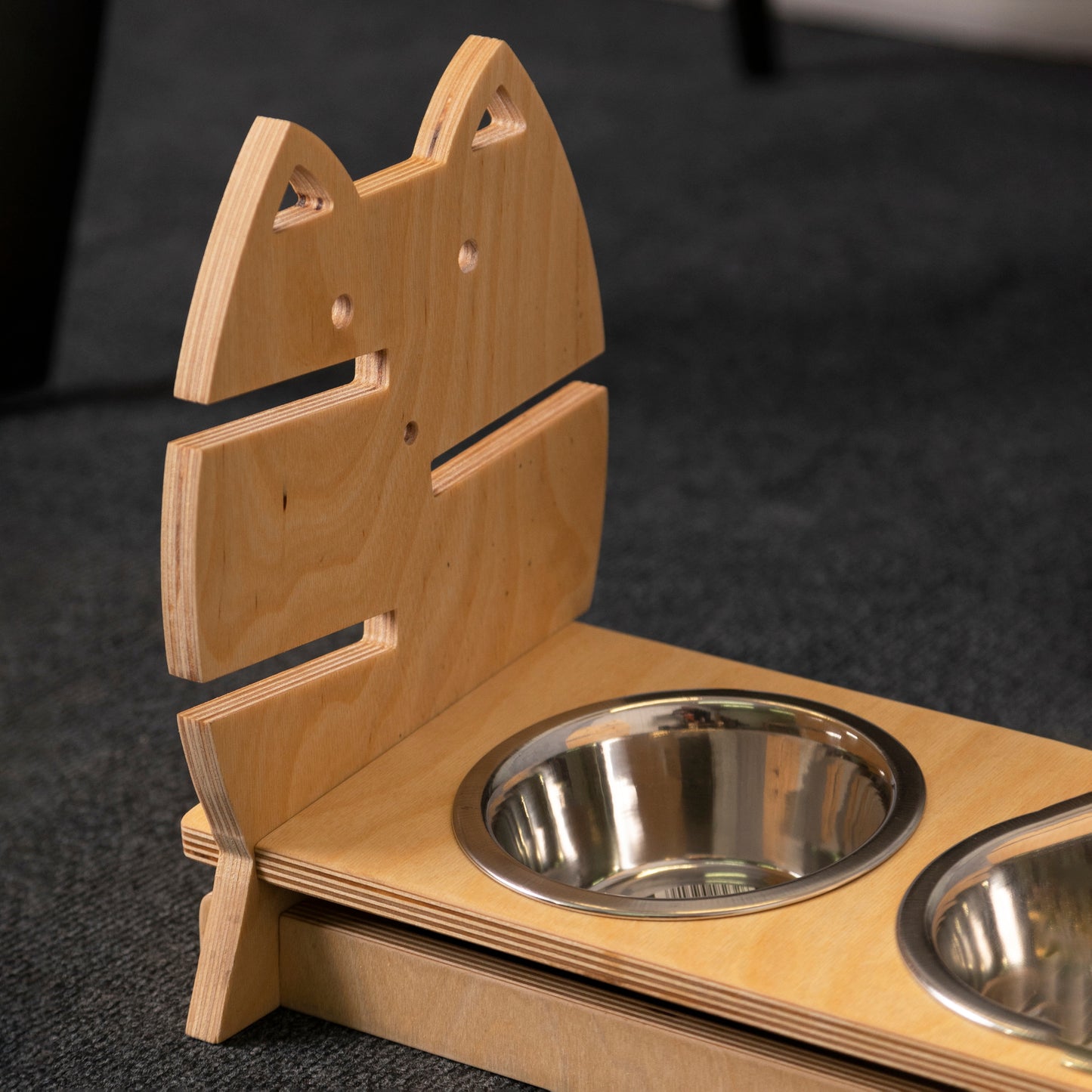 Elevated Cat Feeding Station: Eco-friendly Plywood Cat Feeder for Style and Functionality