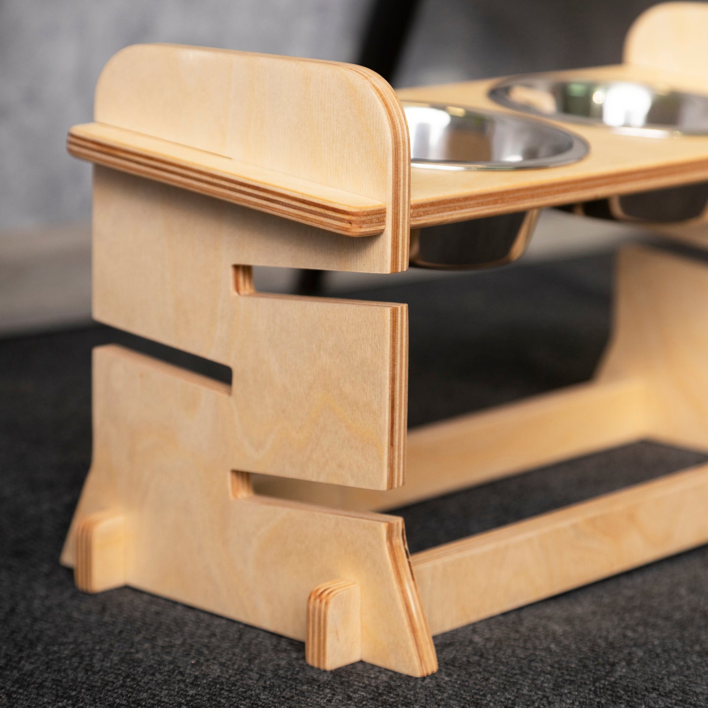 Modern Cat Feeder: Plywood Construction with Easy-to-Clean Stainless Steel Bowls