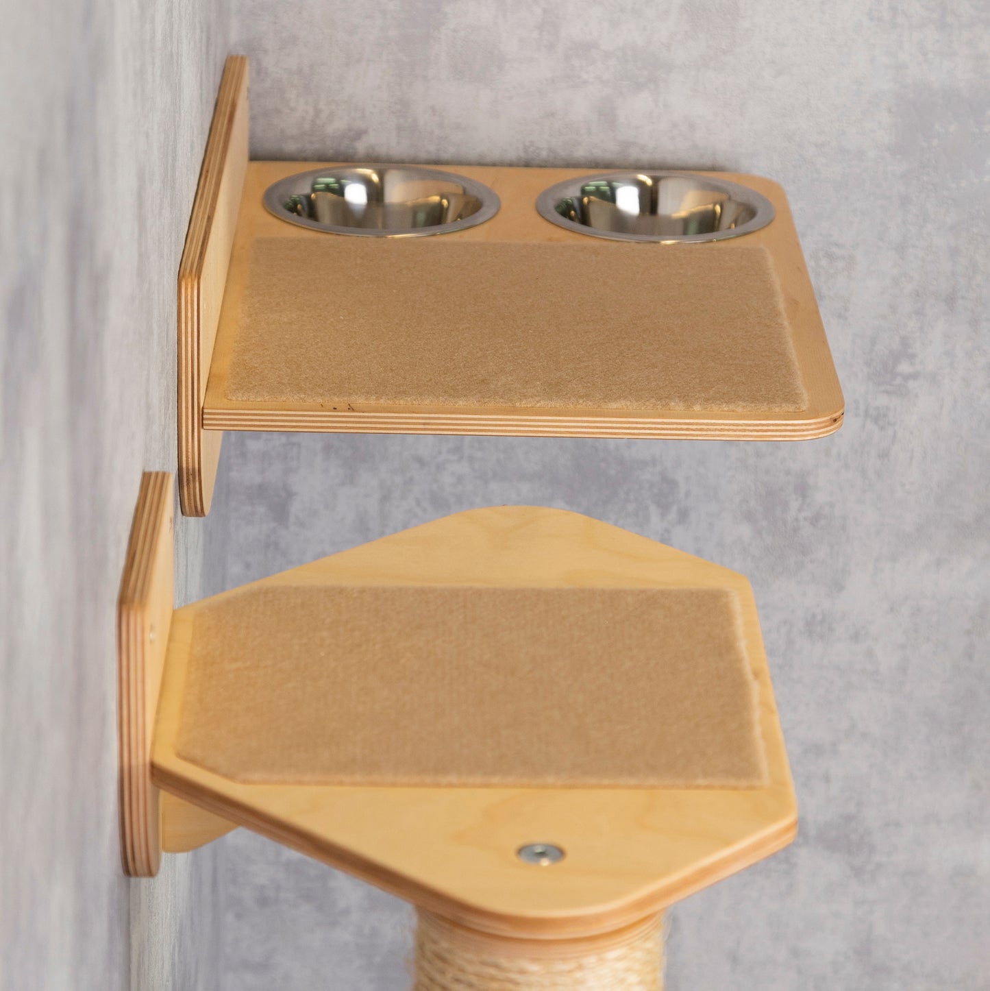 Multi-Level Cat Tree and Convenient Feeder - Perfect for Cat Lovers