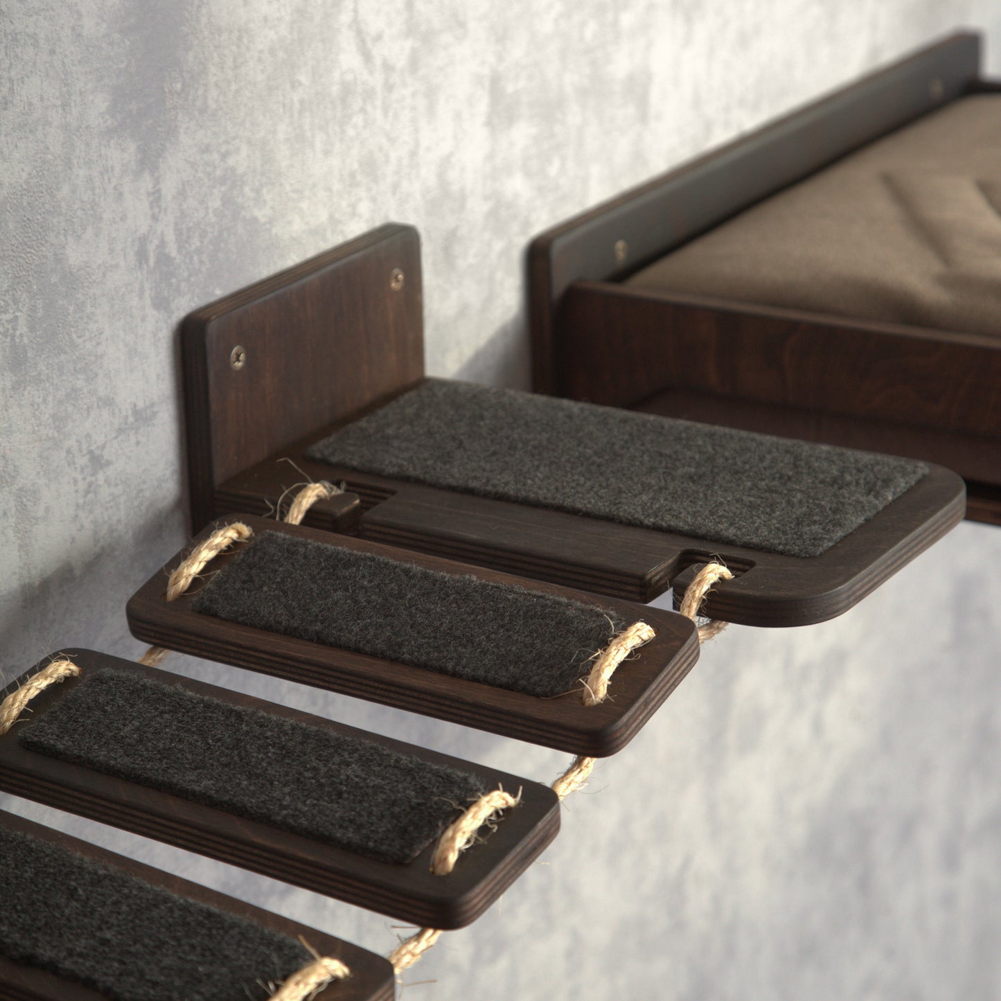 Handcrafted Cat Bridge and Luxurious Bed Set - Ultimate Comfort for Your Furry Companion