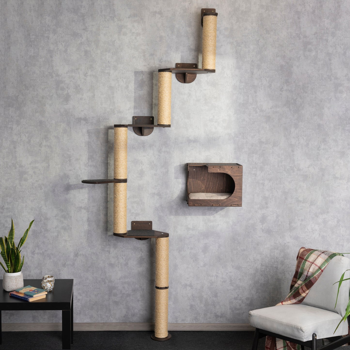 Stylish Cat Tree and Cat House Combo - Perfect Lounging Spot for Your Feline Friends