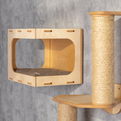 Luxurious Cat Tree and Cat House Set - Spoil Your Cat with the Ultimate Hideaway