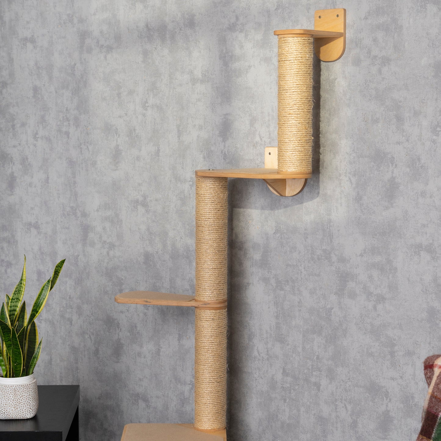 Luxurious Cat Tree Tower: The Perfect Playground for Your Feline Friend