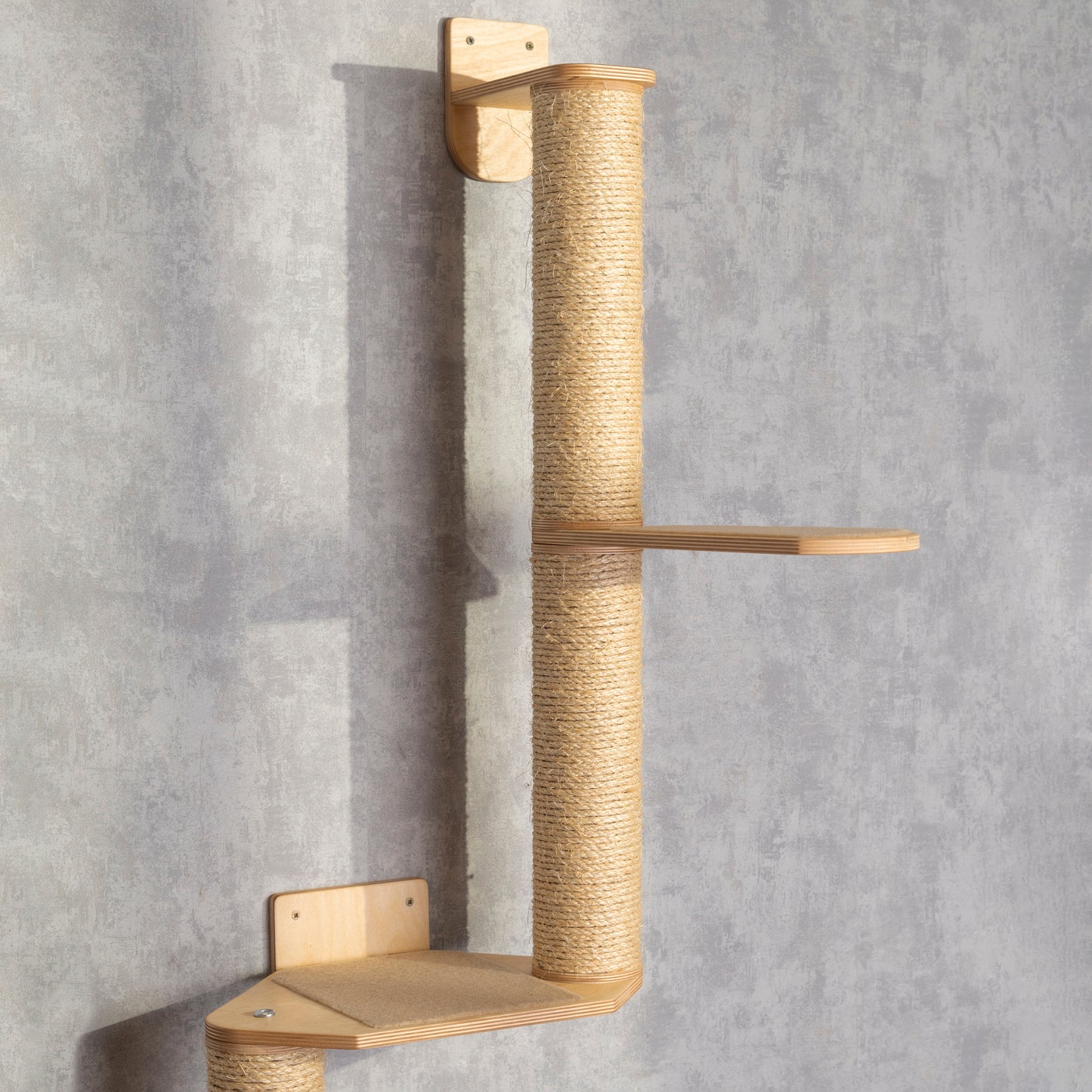 Stylish Cat Tree and Cat Bed - Perfect for Climbing, Sleeping and Playing