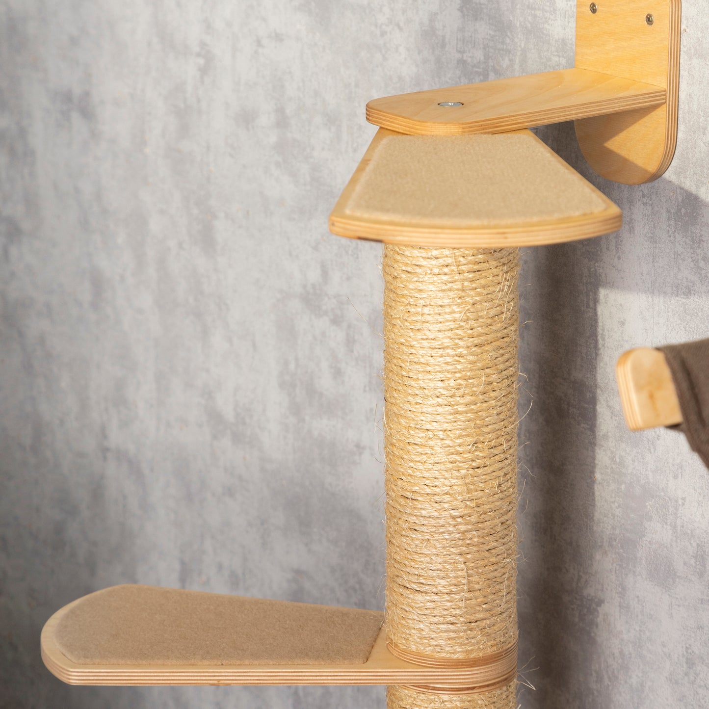 Modern Cat Tree with Cozy Hammock and Stylish Shelves - Perfect Furniture for Your Feline Friend